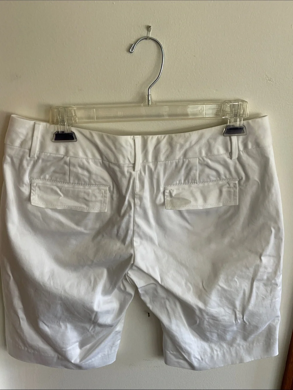 BANANA REPUBLIC Martin Fit White Bermuda Shorts with Back Flap Pockets 8
